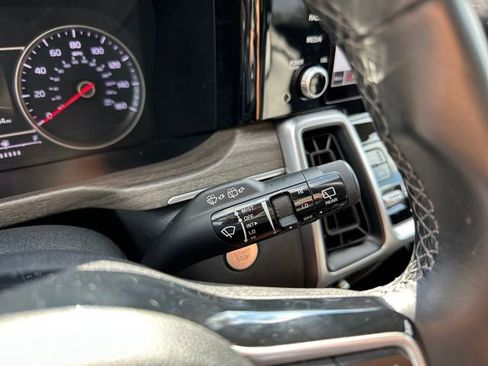 Used 2022 Kia Sorento S AWD/4WD image 26