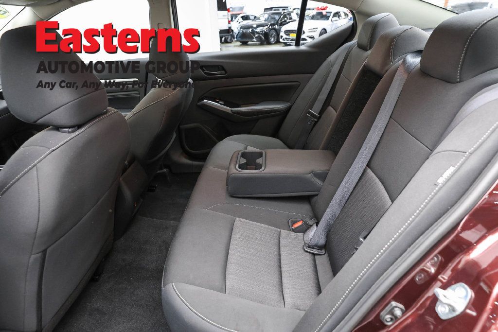 Used 2023 Nissan Altima 2.5 SV w/ SV Premium Package FWD image 25