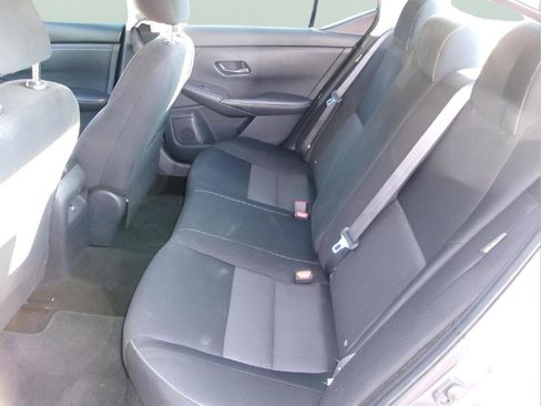Used 2024 Nissan Sentra SV FWD image 10