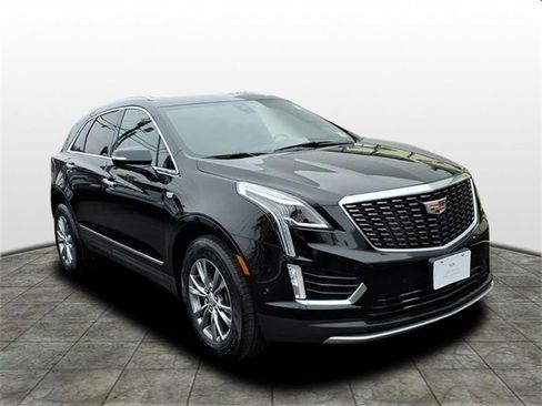 Certified 2022 Cadillac XT5 Premium Luxury w/ Technology Package image 7