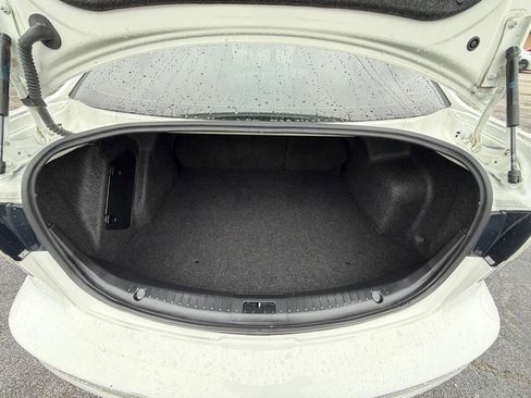 Used 2012 MAZDA MAZDA3 i Touring FWD image 18