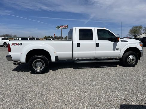 Used 2016 Ford F350 XLT w/ XLT Premium Package image 6