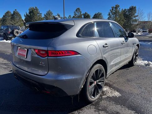 Used 2020 Jaguar F-PACE S image 5
