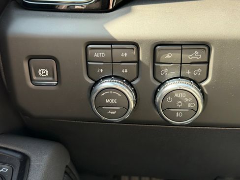New 2026 GMC Sierra 2500 AT4 w/ AT4 Premium Plus Package AWD/4WD image 19