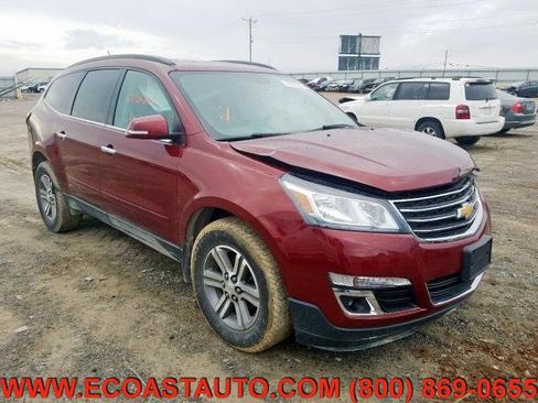 Used 2015 Chevrolet Traverse LT image 3
