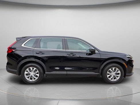 Used 2023 Honda CR-V LX image 8