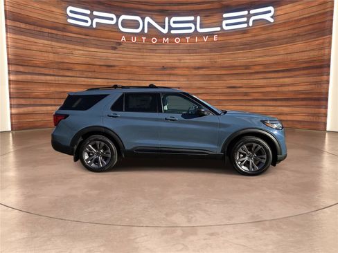New 2026 Ford Explorer Active w/ Active Comfort Package AWD/4WD image 7