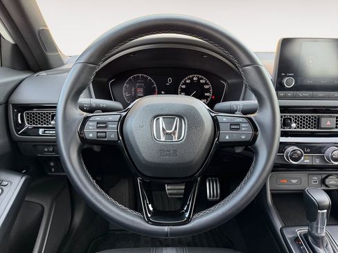 Used 2023 Honda Civic Sport image 23