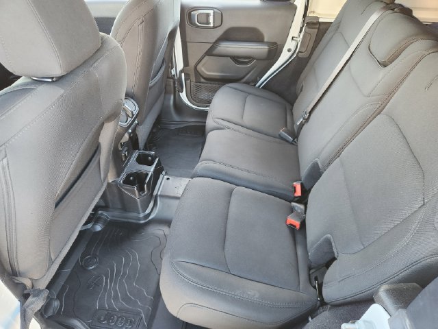 Used 2021 Jeep Wrangler Unlimited Sahara AWD/4WD image 24