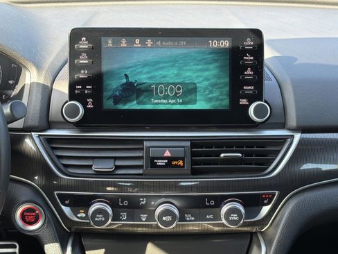 Used 2019 Honda Accord Sport image 10