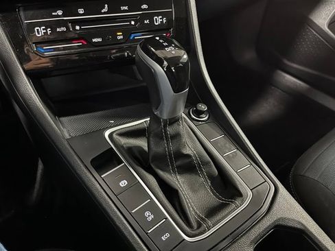 Used 2025 Volkswagen Jetta S FWD image 25