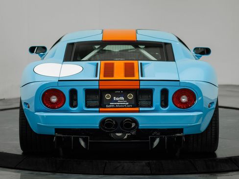 Used 2006 Ford GT image 18