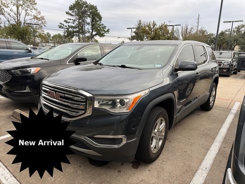 Used 2019 GMC Acadia SLE image 1