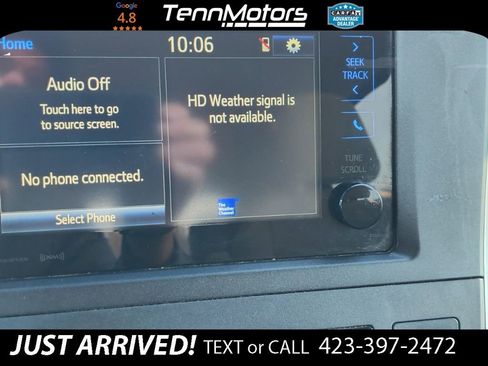 Used 2017 Toyota Sienna LE image 16