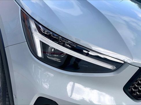 Certified 2026 Volvo XC40 B5 Ultra AWD/4WD image 39