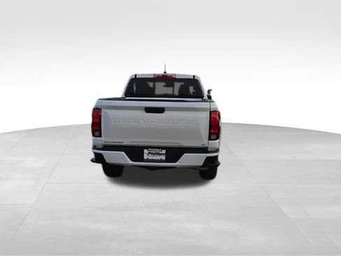 Used 2023 Chevrolet Colorado LT w/ LT Convenience Package II image 11