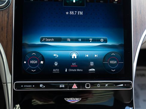 Used 2022 Mercedes-Benz C 300 4MATIC Sedan w/ Exclusive Trim Package image 34