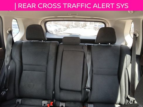 Used 2023 Nissan Rogue S FWD image 16
