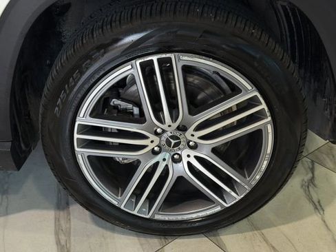 Used 2022 Mercedes-Benz GLS 450 4MATIC image 34