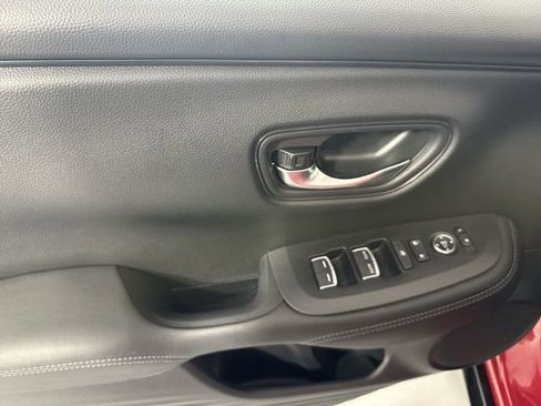 Certified 2025 Honda HR-V EX-L image 22