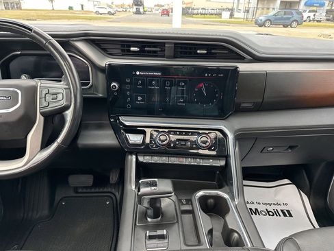 Used 2023 GMC Sierra 1500 Denali image 10