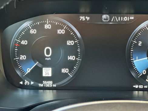 Used 2020 Volvo XC60 T5 Momentum w/ Protection Package Premier FWD image 29