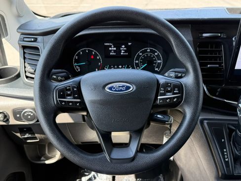 Used 2024 Ford Transit 350 XLT RWD image 11