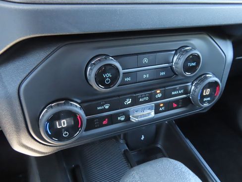 New 2026 Ford Bronco Big Bend AWD/4WD image 23