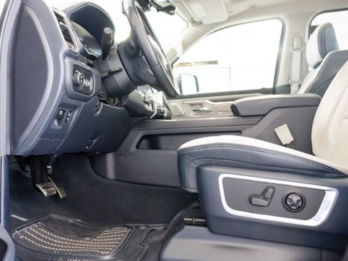 Certified 2024 RAM 1500 Limited image 12