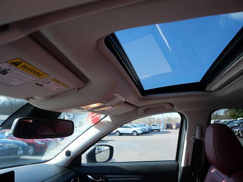 Used 2023 MAZDA CX-5 Carbon Edition image 11