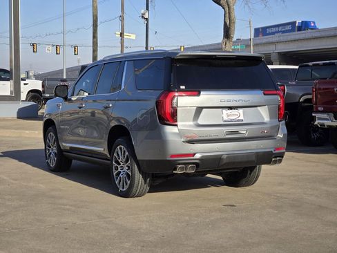New 2026 GMC Yukon Denali w/ Sun & Power Step Package image 4