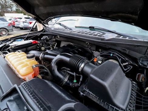 Used 2015 Ford F150 Platinum w/ Technology Package image 34