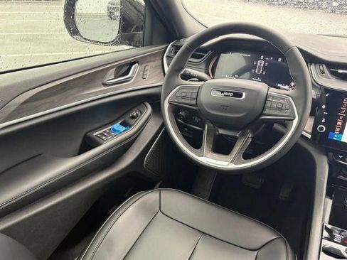 New 2026 Jeep Grand Cherokee Limited image 33