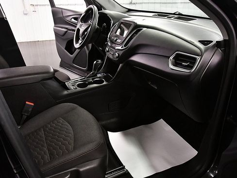 Used 2019 Chevrolet Equinox LT image 26