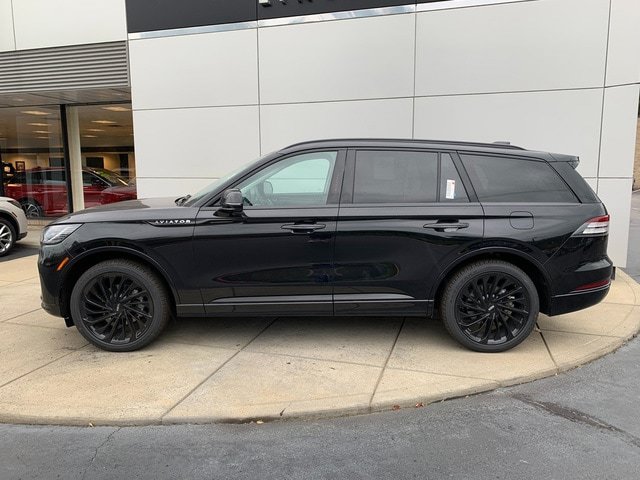 New 2026 Lincoln Aviator Reserve AWD/4WD image 2