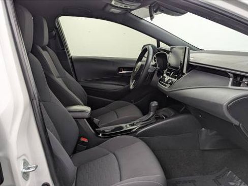 Used 2021 Toyota Corolla SE FWD image 19