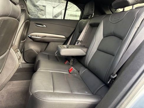 Used 2024 Cadillac XT4 Premium Luxury image 12