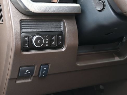 Used 2026 Ford F450 King Ranch w/ FX4 Off-Road Package AWD/4WD image 23
