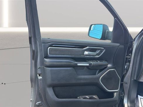 Used 2019 RAM 1500 Laramie w/ Sport Appearance Package AWD/4WD image 18