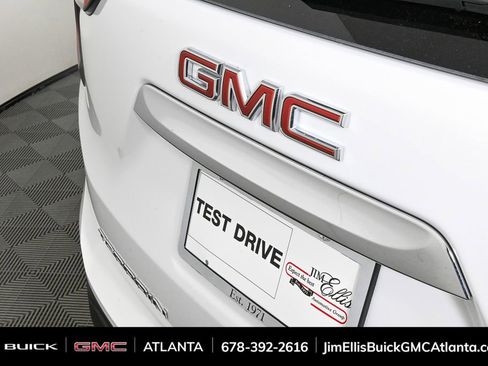 Certified 2024 GMC Terrain SLE image 34