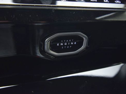 New 2026 Jeep Grand Cherokee L Limited image 21