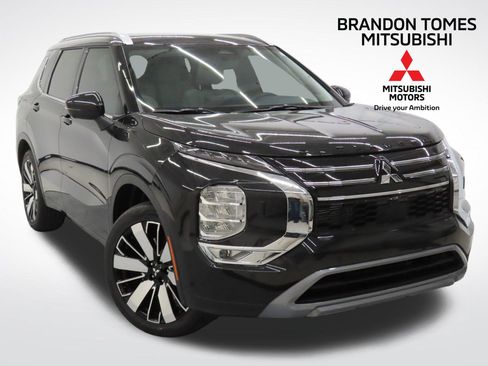 New 2026 Mitsubishi Outlander SEL image 1