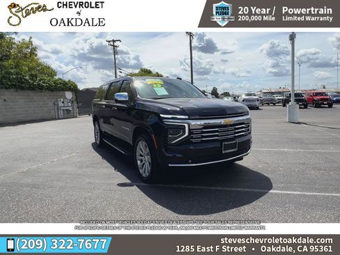 Used 2025 Chevrolet Suburban Premier AWD/4WD image 3