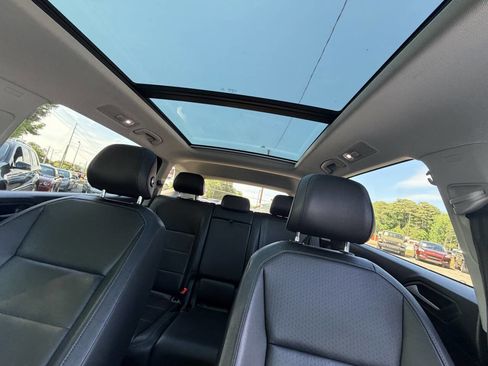 Used 2019 Volkswagen Tiguan SEL AWD/4WD image 20