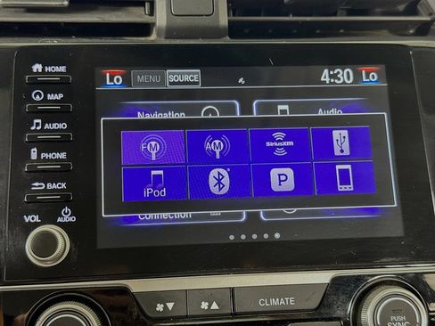 Used 2020 Honda Civic Touring image 33
