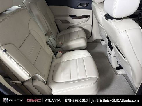 Used 2023 GMC Acadia Denali w/ Black Diamond Edition image 14