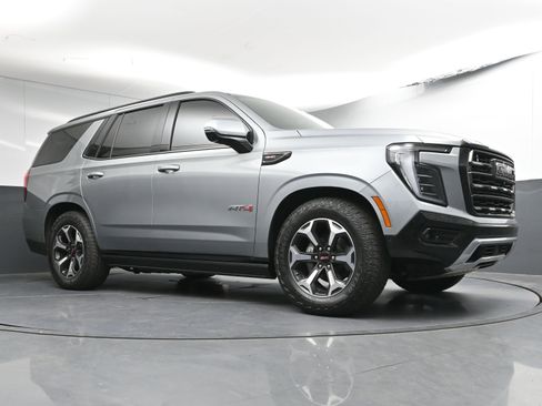 Used 2025 GMC Yukon AT4 Ultimate image 28