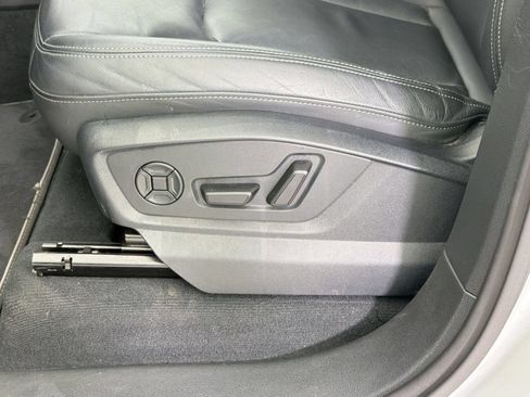 Used 2025 Audi Q7 3.0T Premium Plus AWD/4WD image 13