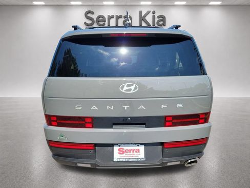 Used 2025 Hyundai Santa Fe SEL FWD image 5
