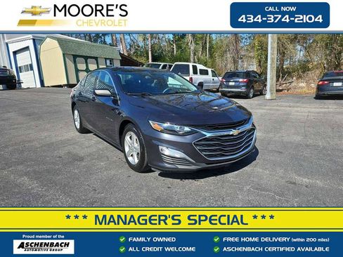 Used 2022 Chevrolet Malibu LS FWD image 1